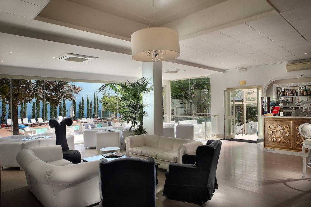 Hotel Manzoni Wellness&Spa Montecatini Terme Exterior foto